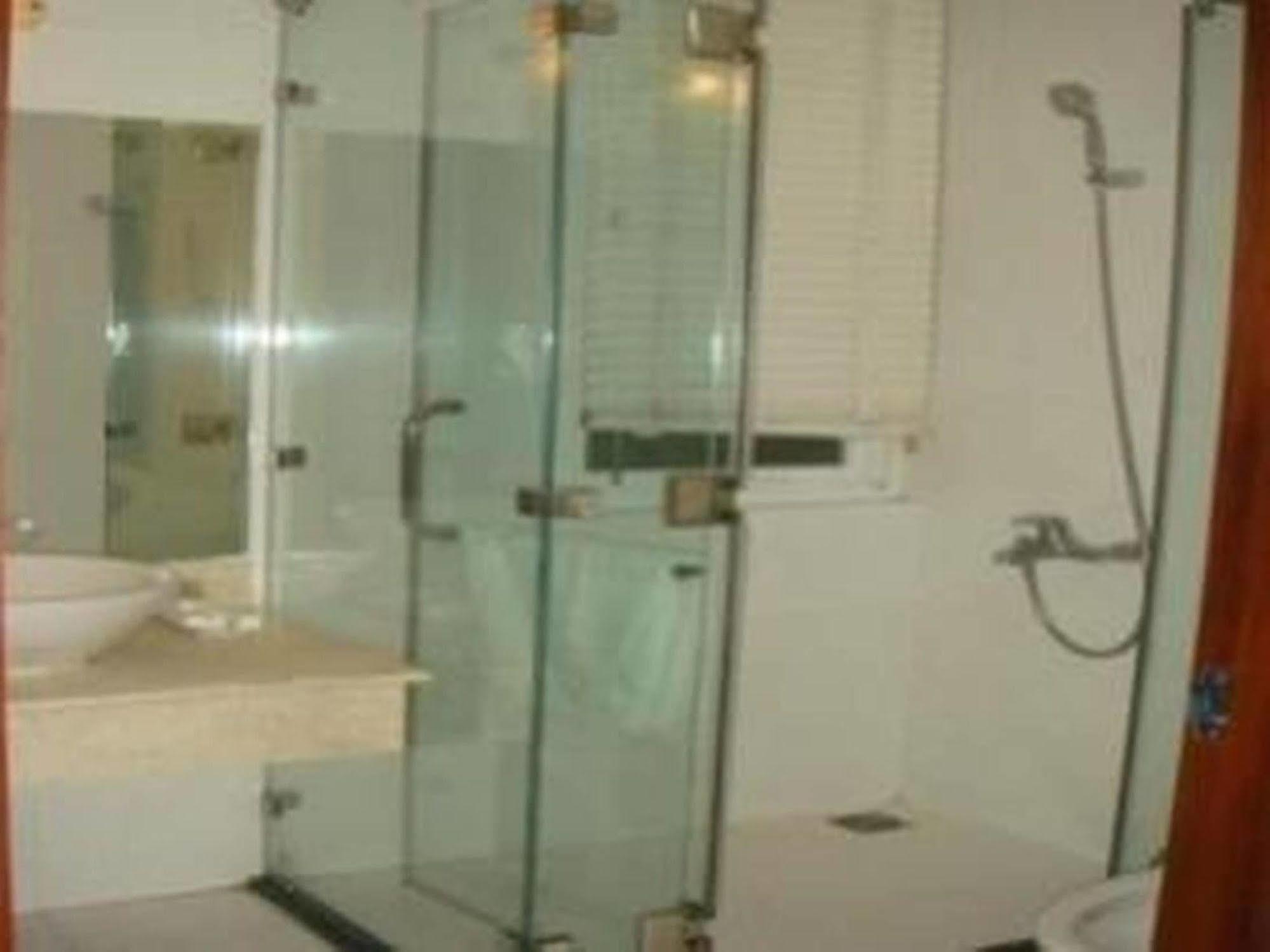 Trung Son Hotel Хошимин Екстериор снимка